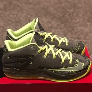 New Men’s LEBRON MAX XI LOW